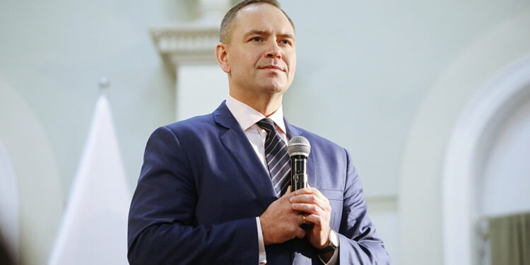 Prezydent Nawrocki otrzymał zaproszenie na urodziny Donalda Trumpa - Radio Kielce Prezydent Nawrocki otrzymał zaproszenie na urodziny Donalda Trumpa