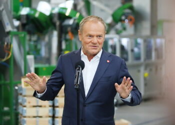Rekonstrukcja rządu w środę i czwartek. Powstaną dwa duże resorty