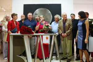 27.06.2025. Kielce. BWA. Wystawa Stanisławy Zacharko-Łagowskiej, wieloletniej dyrektor Biura Wystaw Artystycznych w Kiecach / Fot. Wiktor Taszłow - Radio Kielce