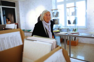 27.06.2025. Kielce. BWA. Wystawa Stanisławy Zacharko-Łagowskiej, wieloletniej dyrektor Biura Wystaw Artystycznych w Kiecach / Fot. Wiktor Taszłow - Radio Kielce