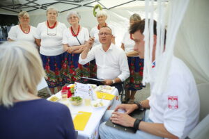 28.06.2025. Kielce. Konkurs kulinarny pn. „Bitwa Regionów” / Fot. Wiktor Taszłow - Radio Kielce