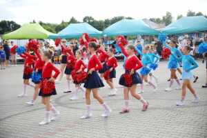 29.06.2025. Miasto i Gmina Morawica otrzymały Tablicę Honorową Rady Europy, nagrodę przyznawaną za aktywne działanie na rzecz współpracy i partnerstwa pomiędzy miastami państw europejskich / Fot. Wiktor Taszłow - Radio Kielce