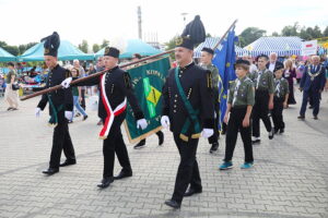 29.06.2025. Miasto i Gmina Morawica otrzymały Tablicę Honorową Rady Europy, nagrodę przyznawaną za aktywne działanie na rzecz współpracy i partnerstwa pomiędzy miastami państw europejskich / Fot. Wiktor Taszłow - Radio Kielce