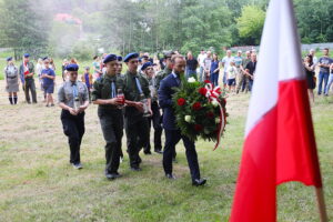 01.06.2025. Miedziana Góra. Uroczystości upamiętniające 81 rocznicę śmierci Zbigniewa Kruszelnickiego – „Wilka” / Fot. Wiktor Taszłow - Radio Kielce