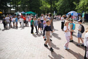 02.06.2025. Kielce. Park miejski. Warsztaty dla dzieci w ramach IX Kieleckich Dni z Przyrodą / Fot. Wiktor Taszłow - Radio Kielce