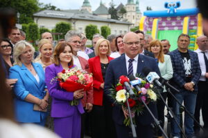 Świętokrzyski PiS świętuje zwycięstwo i zapowiada, że to nie koniec - Radio Kielce
