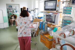 03.06.2025. Kielce. Oddział neonatologiczny Wojewódzkiego Szpitala Zespolona w Kielcach został uznany za jeden z pięciu najlepszych w Polsce / Fot. Wiktor Taszłow - Radio Kielce