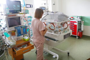 03.06.2025. Kielce. Oddział neonatologiczny Wojewódzkiego Szpitala Zespolona w Kielcach został uznany za jeden z pięciu najlepszych w Polsce / Fot. Wiktor Taszłow - Radio Kielce