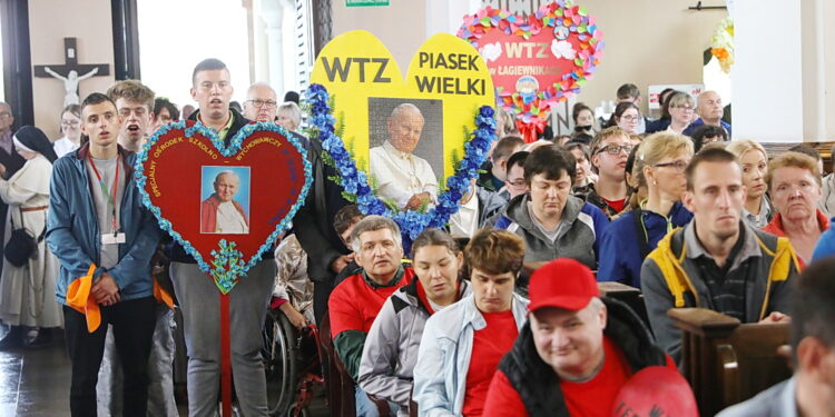 W Masłowie będą wspominać papieża Polaka - Radio Kielce 03.06.2025. Masłów. 18. Spotkanie Integracyjne Dzieci i Młodzieży o Specjalnych Potrzebach Edukacyjnych z województwa świętokrzyskiego i diecezji kieleckiej / Fot. Wiktor Taszłow - Radio Kielce
