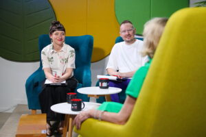 Audycja „Dzień Dobry, to Ja! Rozmowy inne niż wszystkie w Radiu Kielce”. Na zdjęciu: Tomek Dudek i Magda Galas-Klusek / Fot. Wiktor Taszłow - Radio Kielce