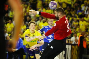 Znów te nieszczęsne rzuty karne... - Radio Kielce