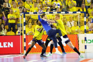 Znów te nieszczęsne rzuty karne... - Radio Kielce
