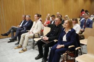 Jak w Polsce wykształcono tzw. człowieka sowieckiego? - Radio Kielce