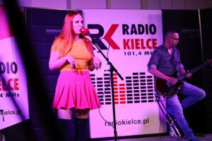 06.06.2025. Studio Gram. Koncert Zuzy Wiśniewskiej / Fot. Wiktor Taszłow - Radio Kielce