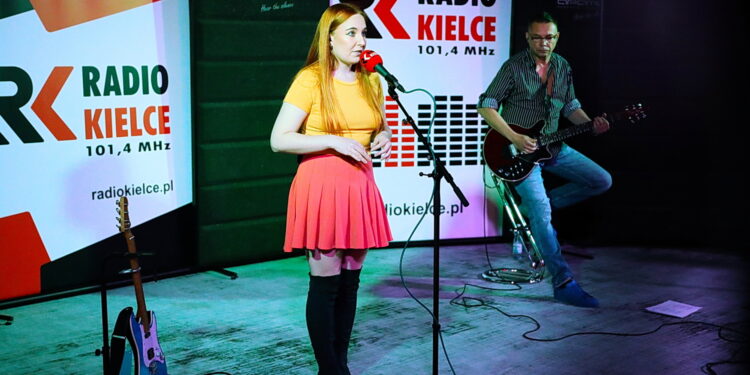Koncert Zuzy Wiśniewskiej w Radiu Kielce