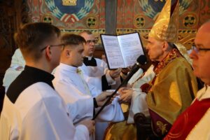 19.06.2025. Sandomierz. Wyświęcenie nowych kapłanów / Fot. Grzegorz Słodkowski