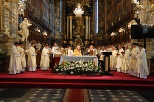 19.06.2025. Sandomierz. Wyświęcenie nowych kapłanów / Fot. Grzegorz Słodkowski