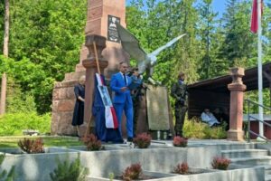 21.06.2025. Skarżysko-Kamienna. Upamiętnienie ofiar hitlerowskiego mordu, dokonanego na Brzasku / Fot. Iwona Jeziorska - wiceprezydent Skarżyska-Kamiennej - Facebook