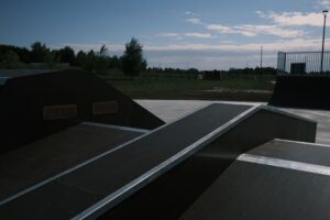 Skatepark przy zalewie Antoniów w gminie Radoszyce / Fot. Magdalena Galas-Klusek - Radio Kielce