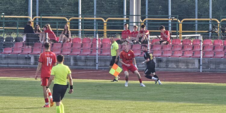 18.06.2025. Busko-Zdrój. Mecz reprezentacji świętokrzyskiej RS Active IV ligi i klasy okręgowej / Fot. Maciej Makuła - Radio Kielce