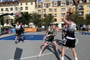 21.06.2025. Ostrowiec Świętokrzyski. Turniej koszykówki 3x3 Quest / Fot. Jakub Rożek - Radio Kielce