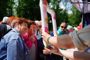 11.06.2025. Busko-Zdrój. Senioralia / Fot. Świętokrzyski Urząd Wojewódzki w Kielcach