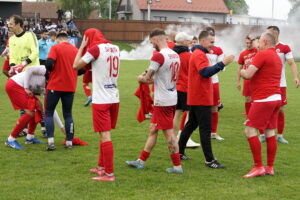 08.06.2025. Kazimierza Wielka. 34. kolejka RS Active IV ligi: Sparta - GKS Nowiny. Awans Sparty do Betclic III ligi / Fot. Kamil Król - Radio Kielce