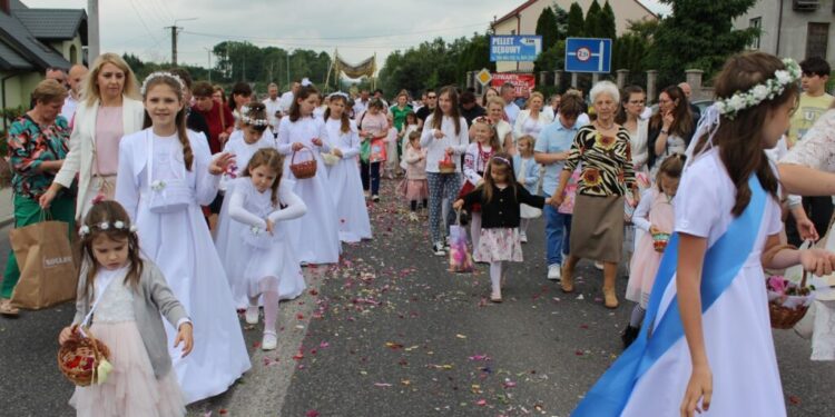 Na Boże Ciało siej proso śmiało - Radio Kielce