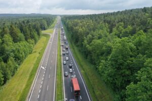 11.06.2025. Barcza. Trasa S7. Utrudnienia w związku z wypadkiem / Fot. Jarosław Kubalski - Radio Kielce