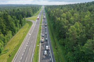 11.06.2025. Barcza. Trasa S7. Utrudnienia w związku z wypadkiem / Fot. Jarosław Kubalski - Radio Kielce