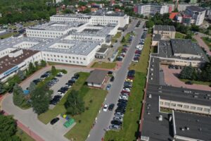 12.06.2025. Kielce. Świętokrzyskie Centrum Onkologii w Kielcach. Parking / Fot. Jarosław Kubalski - Radio Kielce