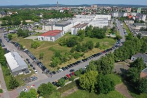 12.06.2025. Kielce. Świętokrzyskie Centrum Onkologii w Kielcach. Parking / Fot. Jarosław Kubalski - Radio Kielce