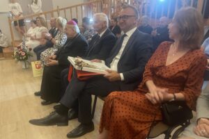 15.06.2025. Klimontów. 15-lecie Przedszkola Katolickiego Sióstr Imienia Jezus / Fot. Grażyna Szlęzak - Radio Kielce