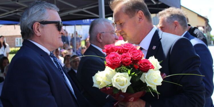 26.06.2022. Wiślica. Otwarcie Muzeum Archeologicznego / Fot. Marta Gajda-Kruk - Radio Kielce