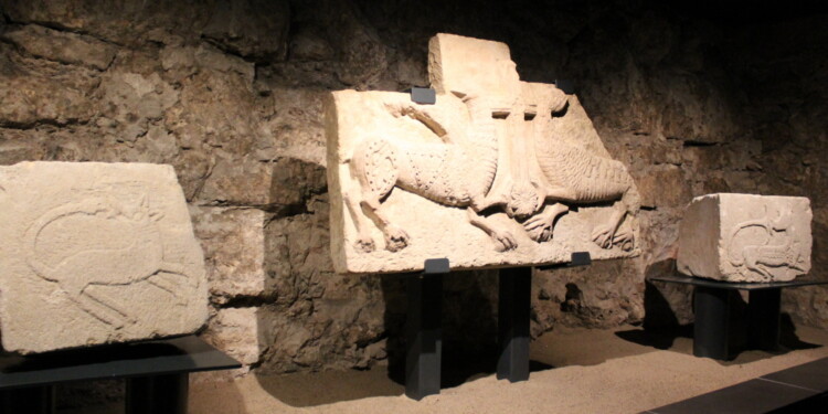 26.06.2022. Wiślica. Otwarcie Muzeum Archeologicznego / Fot. Marta Gajda-Kruk - Radio Kielce