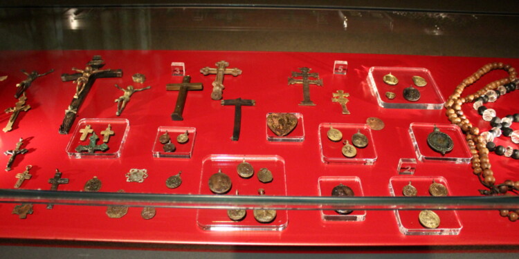 26.06.2022. Wiślica. Otwarcie Muzeum Archeologicznego / Fot. Marta Gajda-Kruk - Radio Kielce