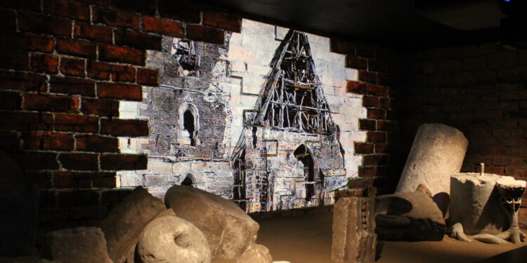 26.06.2022. Wiślica. Otwarcie Muzeum Archeologicznego / Fot. Marta Gajda-Kruk - Radio Kielce