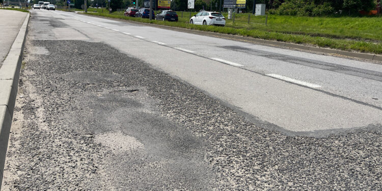 Kielce. Ulica Radomska / Fot. Wiktor Taszłow - Radio Kielce