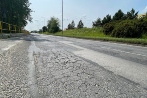 Jedna z głównych ulic wylotowych zyska nową nawierzchnię