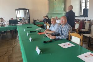23.06.2025. Sandomierz. Nadzwyczajna sesja rady miasta / Fot. Grażyna Szlęzak - Radio Kielce