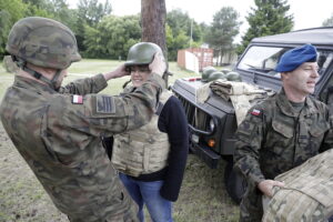Radiowcy na Bukówce poznawali tajniki samoobrony - Radio Kielce