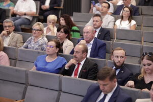 16.06.2025. Kielce. Podpisanie umów w ramach rządowych programów „Opieka 75+” oraz „Korpus Wsparcia Seniorów” / Fot. Jarosław Kubalski - Radio Kielce