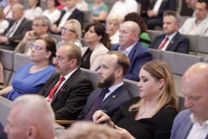16.06.2025. Kielce. Podpisanie umów w ramach rządowych programów „Opieka 75+” oraz „Korpus Wsparcia Seniorów” / Fot. Jarosław Kubalski - Radio Kielce