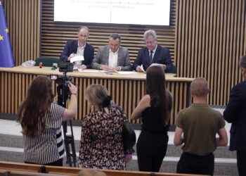5 milionów złotych na wsparcie świętokrzyskich seniorów
