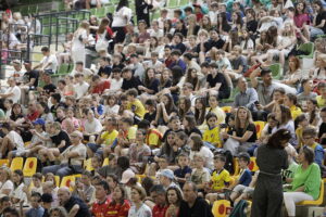 W Hali Legionów na razie wygrywają faworyci - Radio Kielce