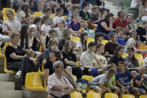 W Hali Legionów na razie wygrywają faworyci - Radio Kielce