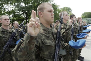 W obecności rodziny wypowiedzieli najważniejsze słowa - Radio Kielce