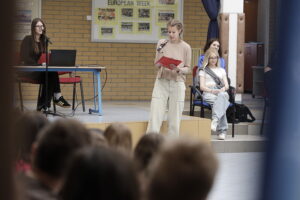 11.06.2025. Kielce. Szkoła podstawowa nr 25. Akcja „Bezgłośny krzyk #pomóż w kryzysie” / Fot. Jarosław Kubalski - Radio Kielce