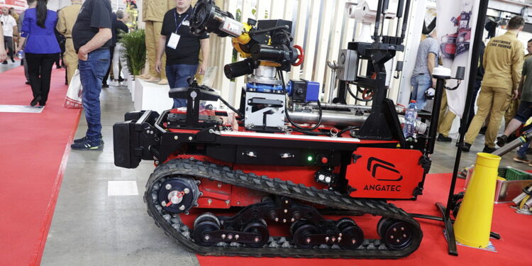Robot może pomóc w pracy strażaków