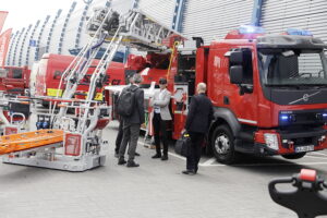 Strażacy opanowali Targi Kielce - Radio Kielce